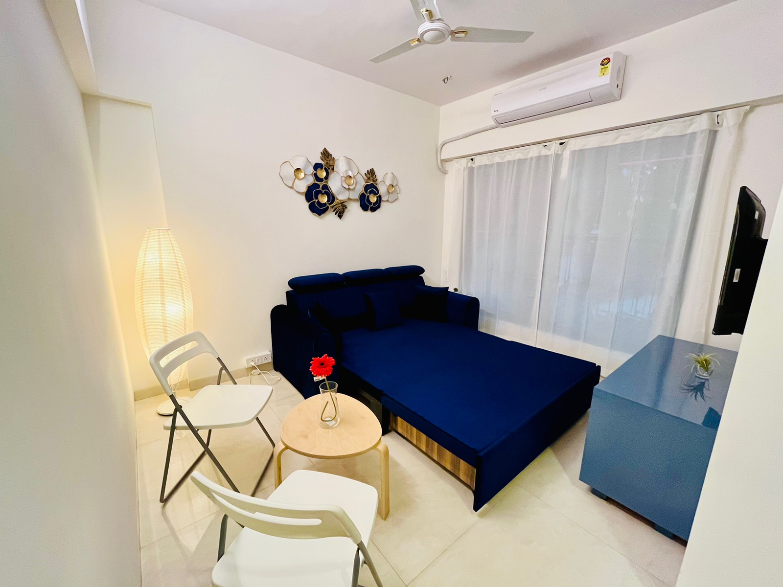 Asthetic 1BHK Apartment in Kandivali East