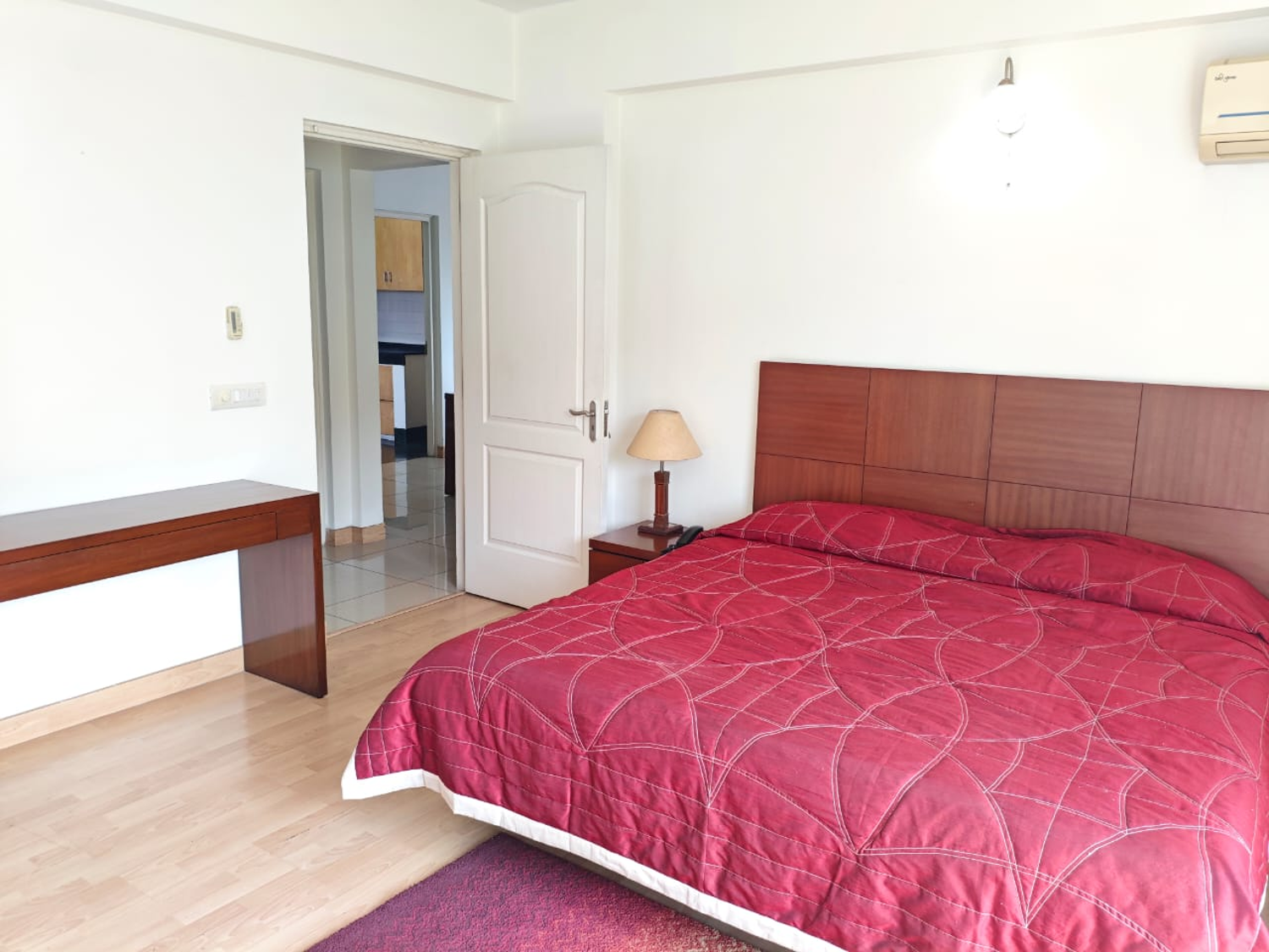 2 BR Serviced Apartment on Golf Course Rd