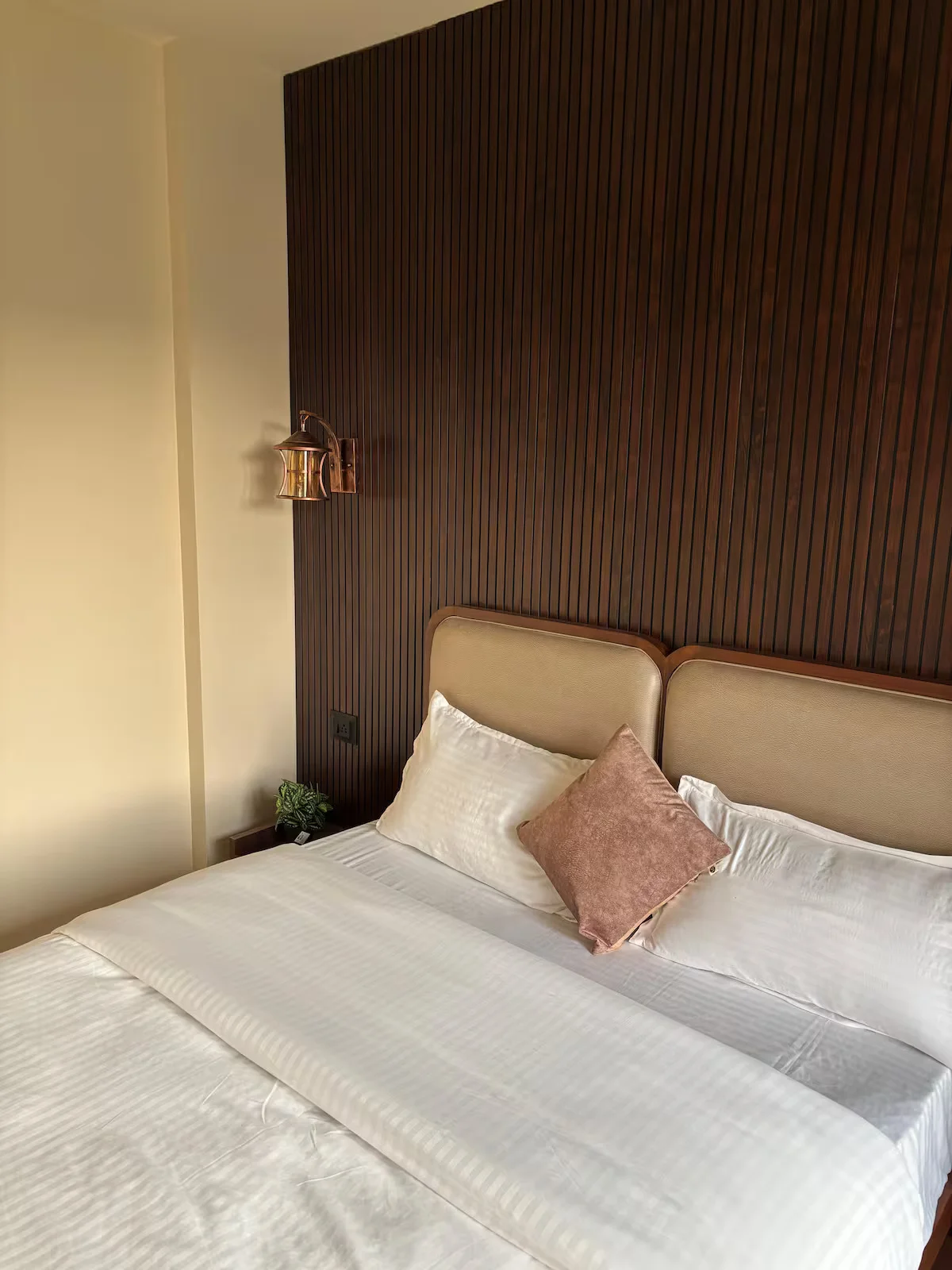 Contemporary 1 Bedroom Apartment Near Navi Mumbai Airport