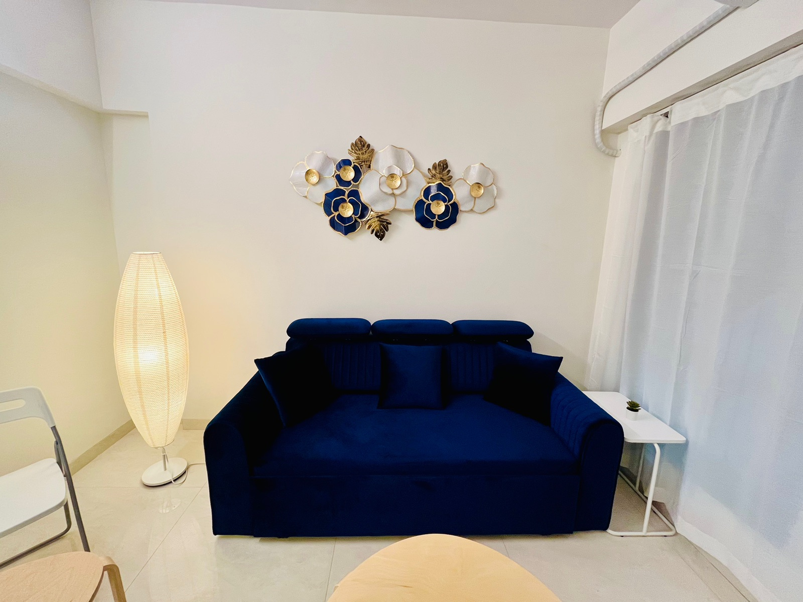 Asthetic 1BHK Apartment in Kandivali East