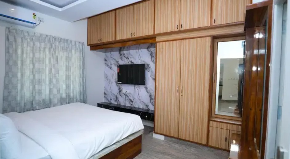 Serviced Apartment near Airport