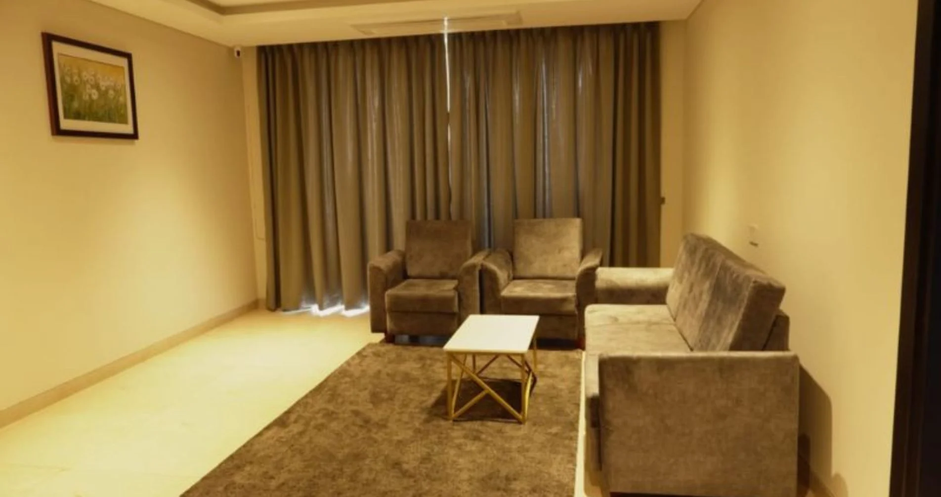 Shared Serviced Apartment in Kharadi