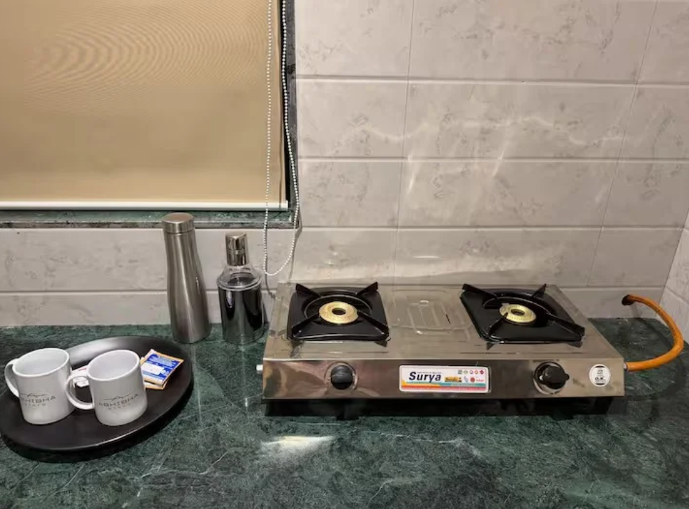 Classic 1 Bedroom Apartment in Belapur