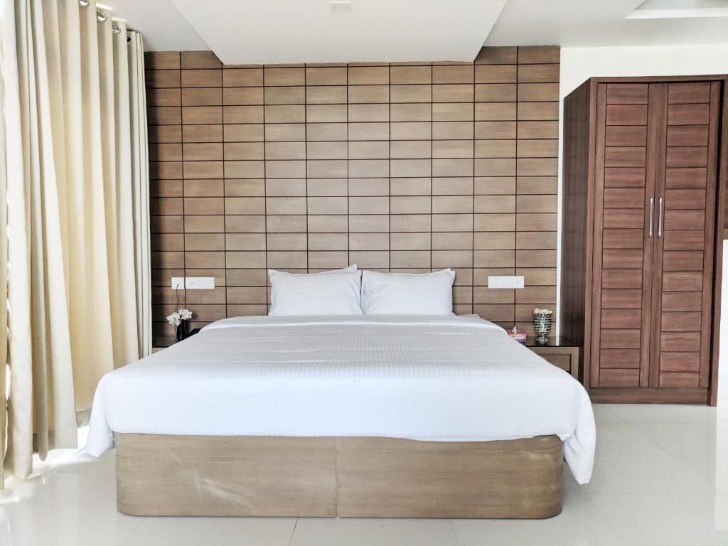 Suites Near HAL OLD AIRPORT ROAD