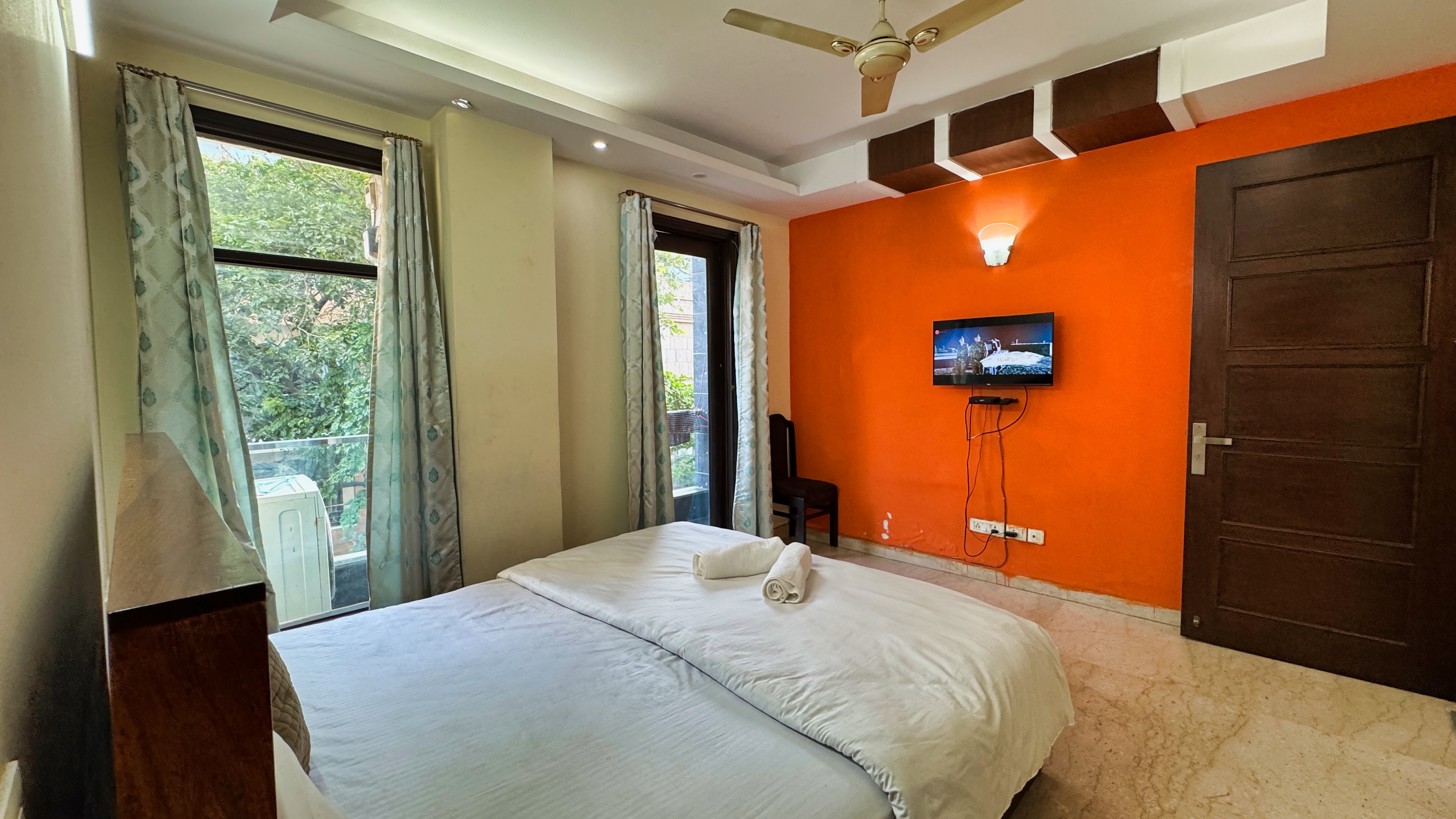 Spacious 2 BHK in Saket