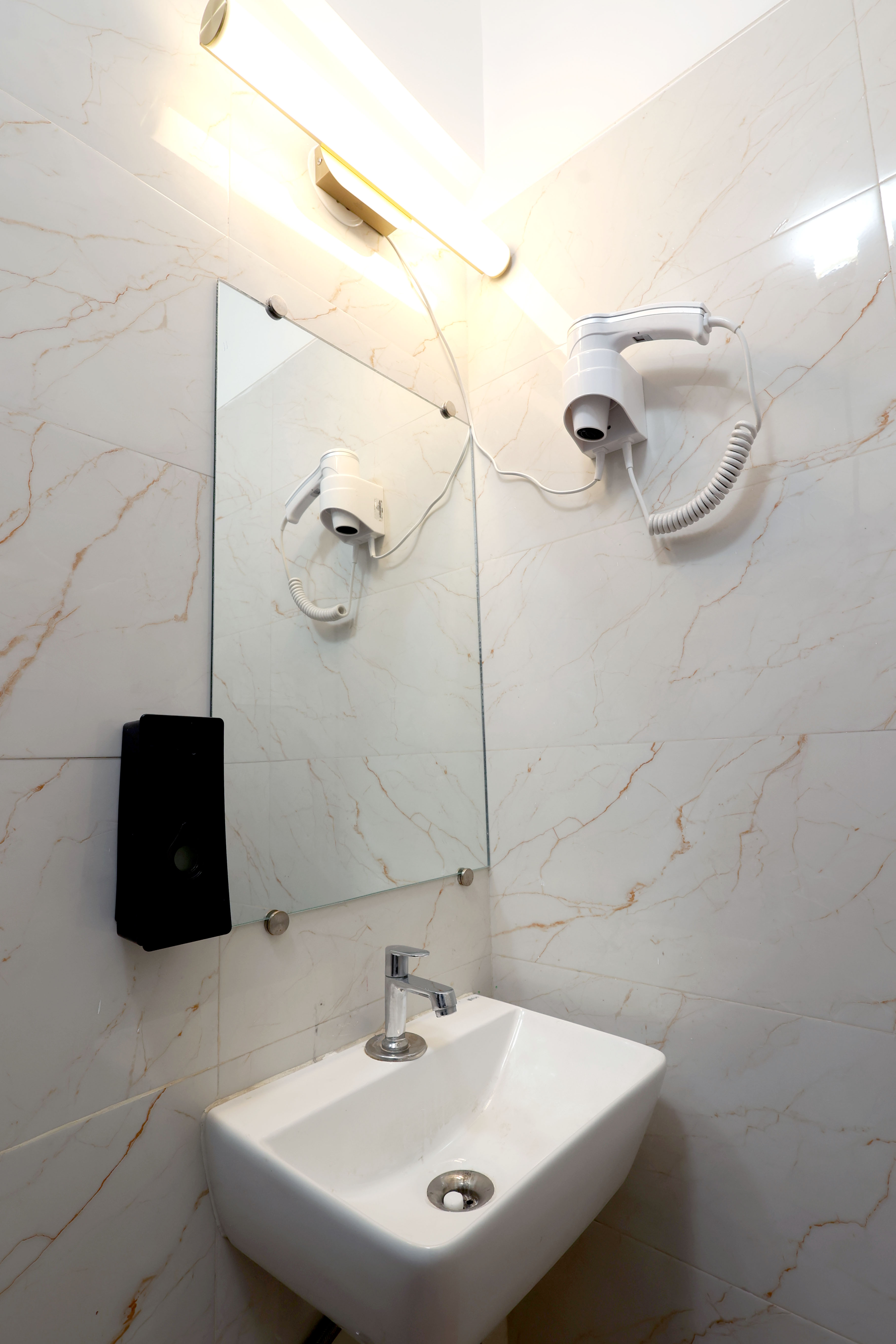 2 Bedroom Apartment near MIDC Andheri