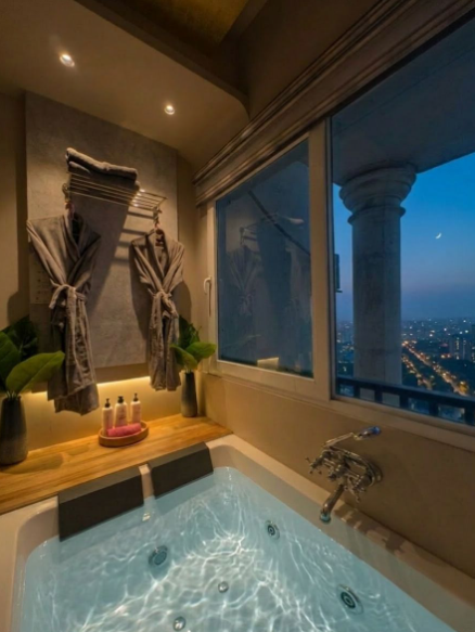 Royal 1 Bedroom Apartment