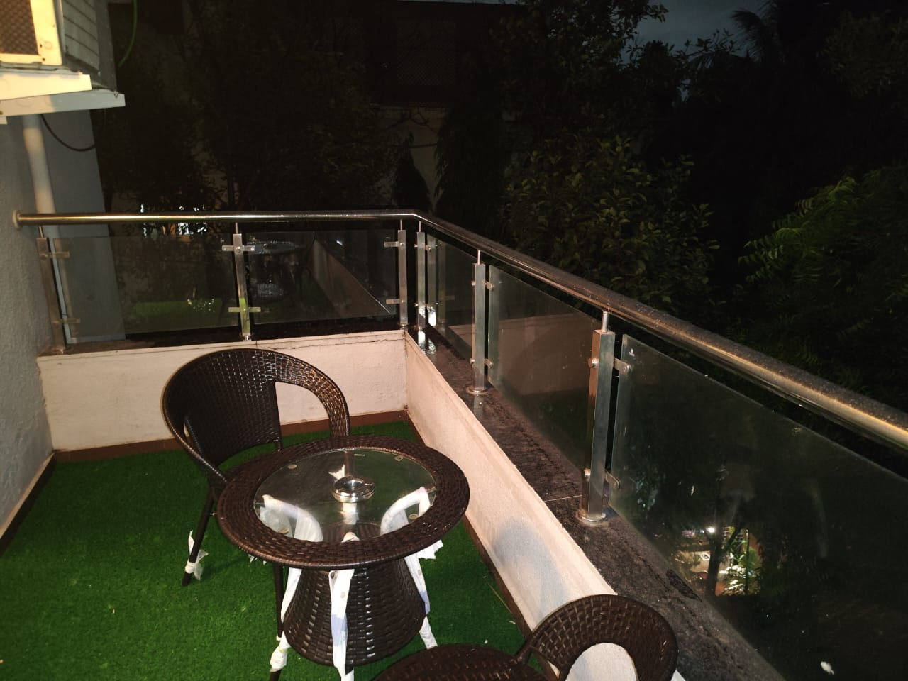 Contemporary 3 Bedroom Serviced Apartment