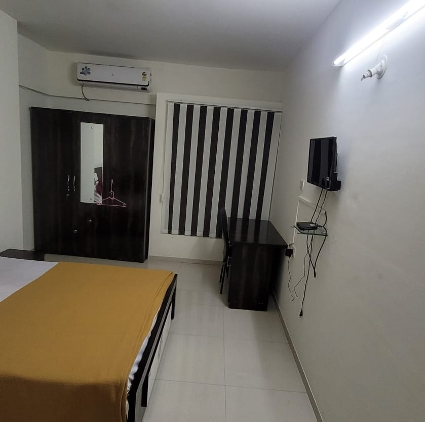 Superior 3 Bedroom Apartment in Viman Nagar