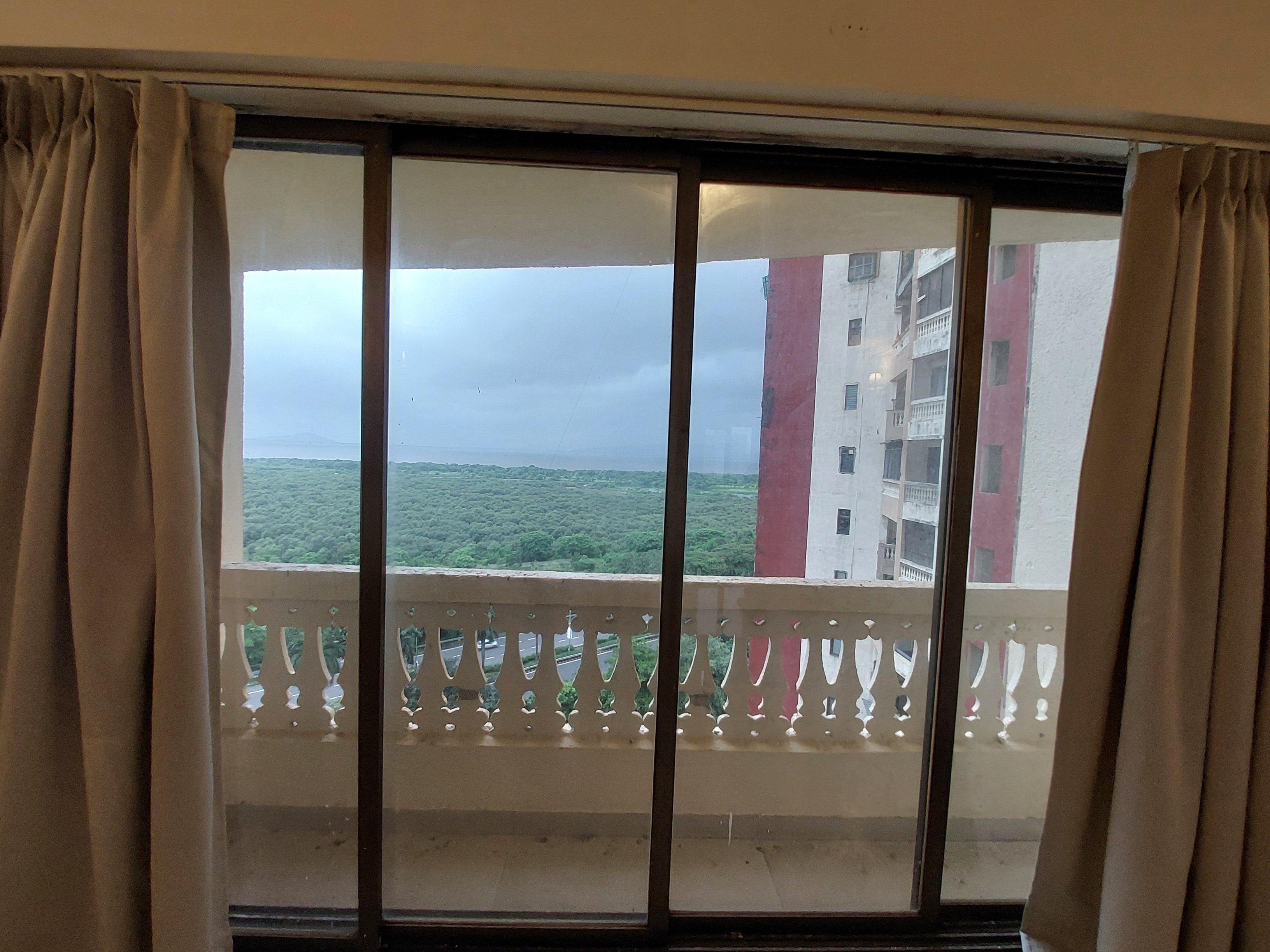 Sea View Serviced Apartments