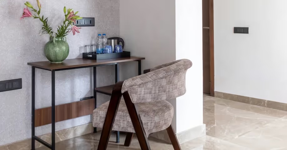 2 Bedroom Serviced Apartment on Golf Course Road