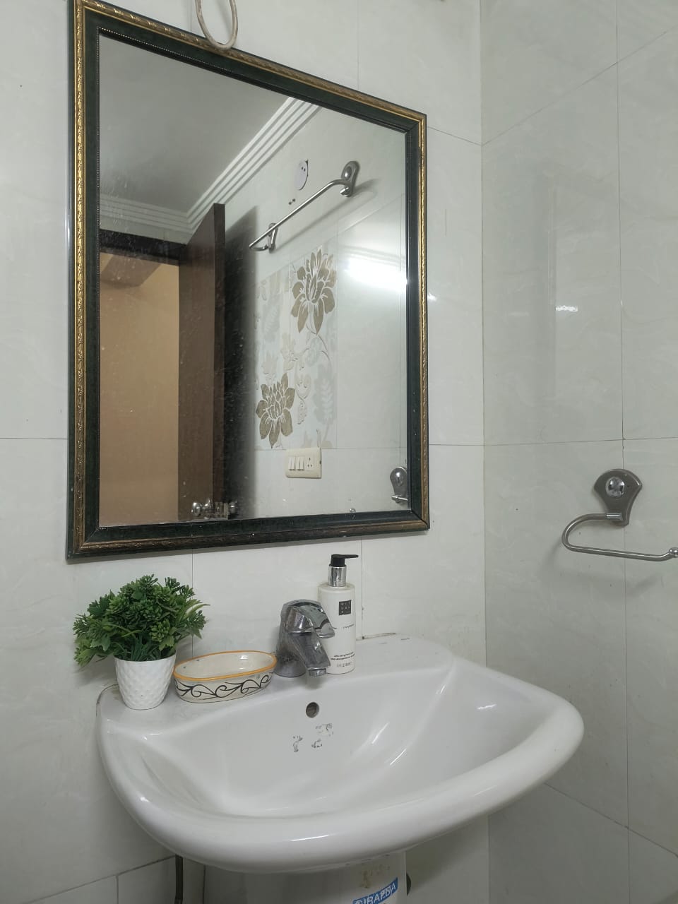 1 Bedroom Apartment @ Saket