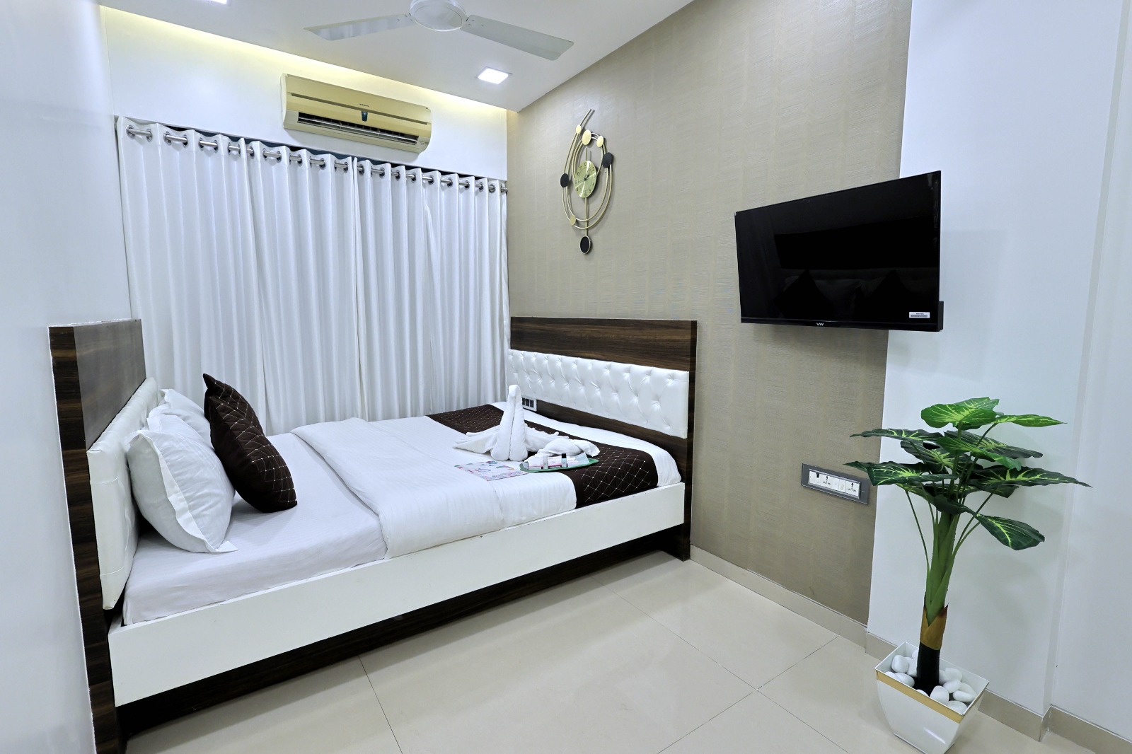 Luxurious 4 Bedroom Apartment in Gorai