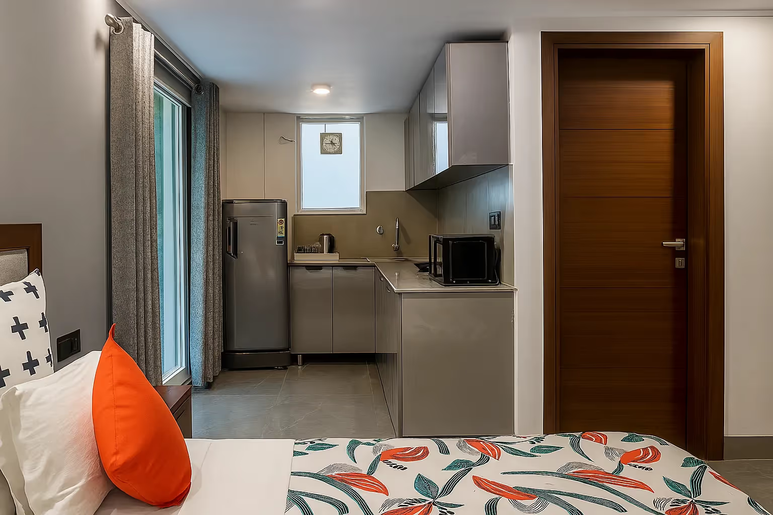 Classic Studio Apartment in DLF Cyber City