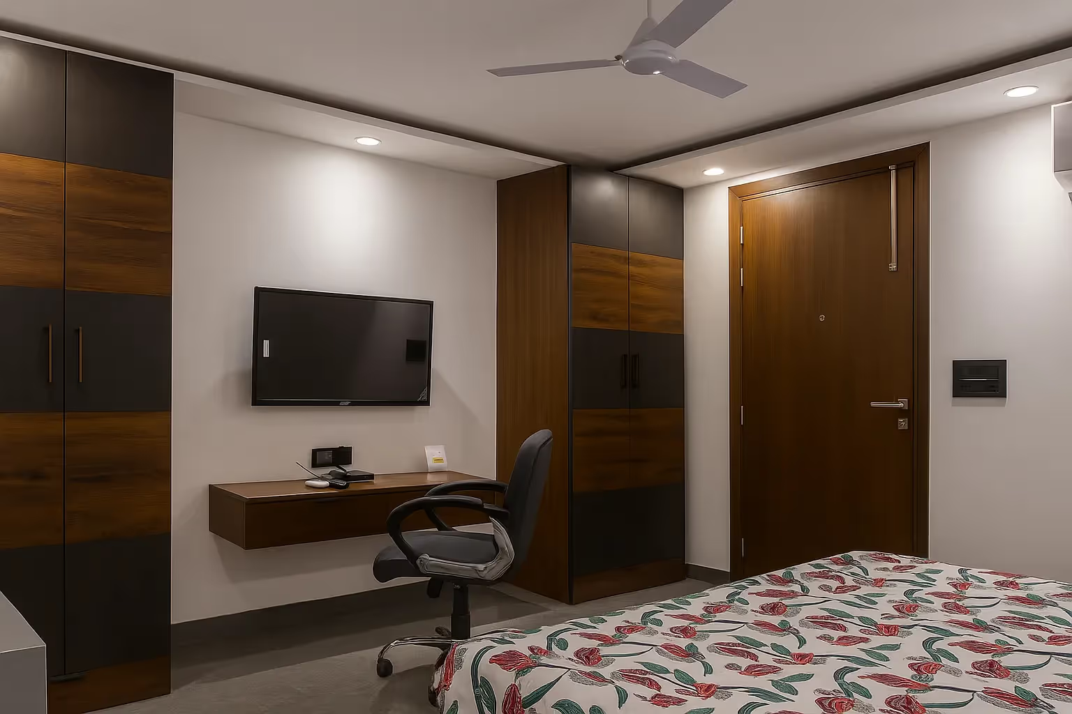 Classic Studio Apartment in DLF Cyber City