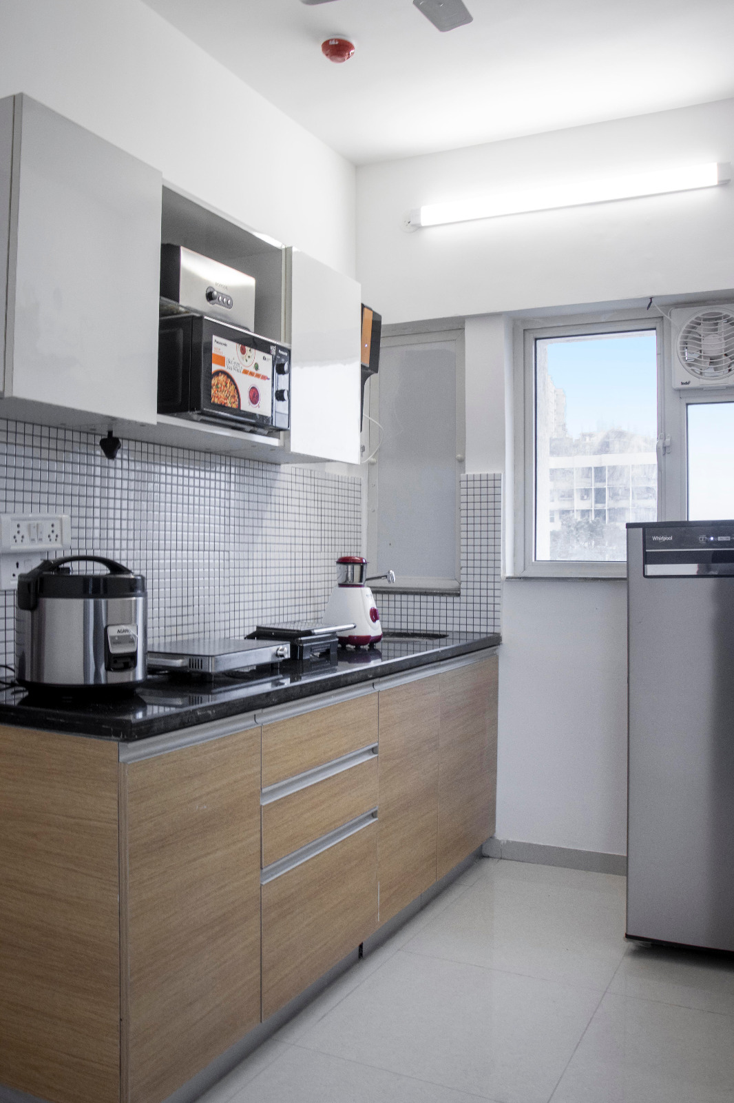Royal 2 Bedroom Apartment in Malad East