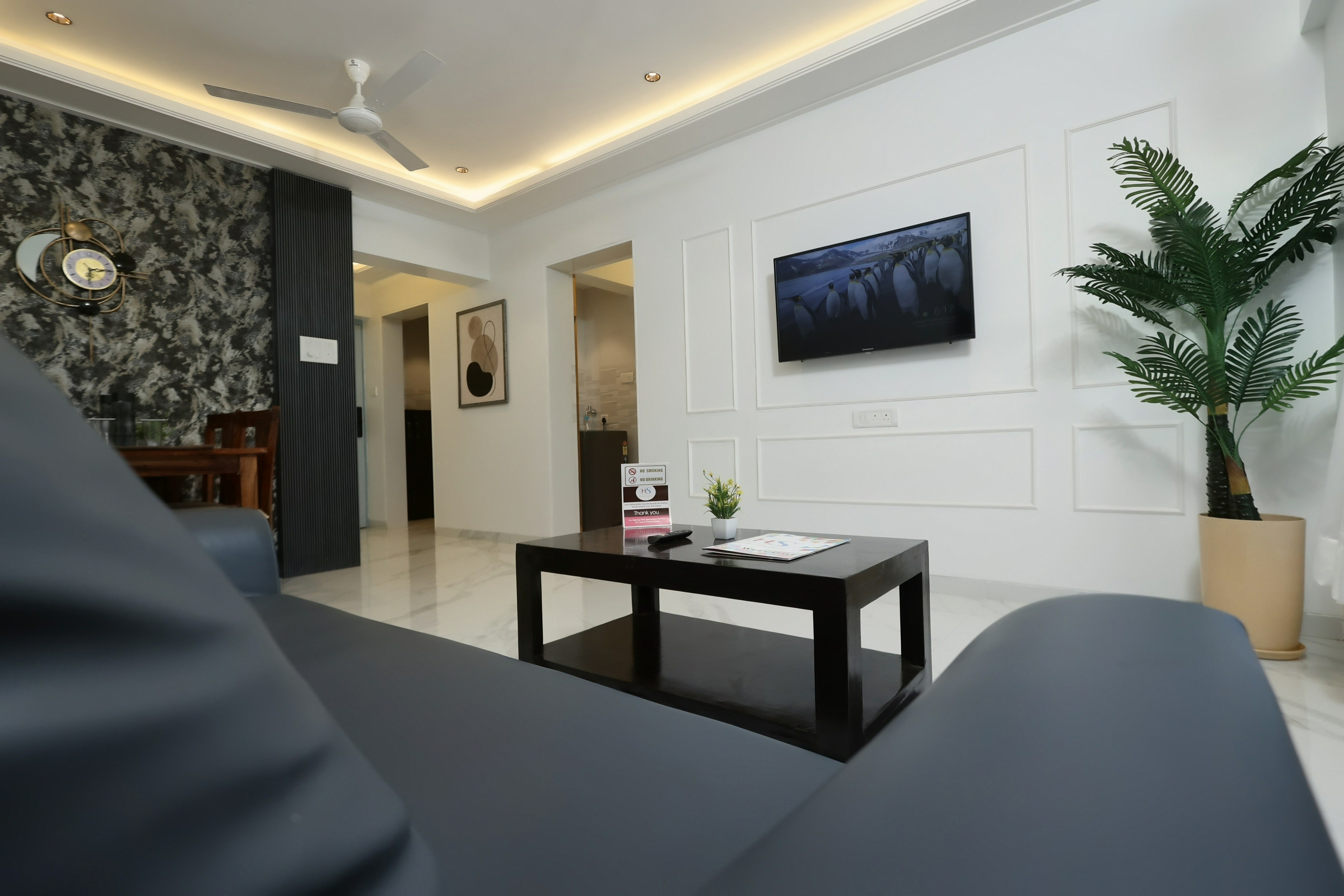 Premier 2 Bedroom Apartment in Andheri East