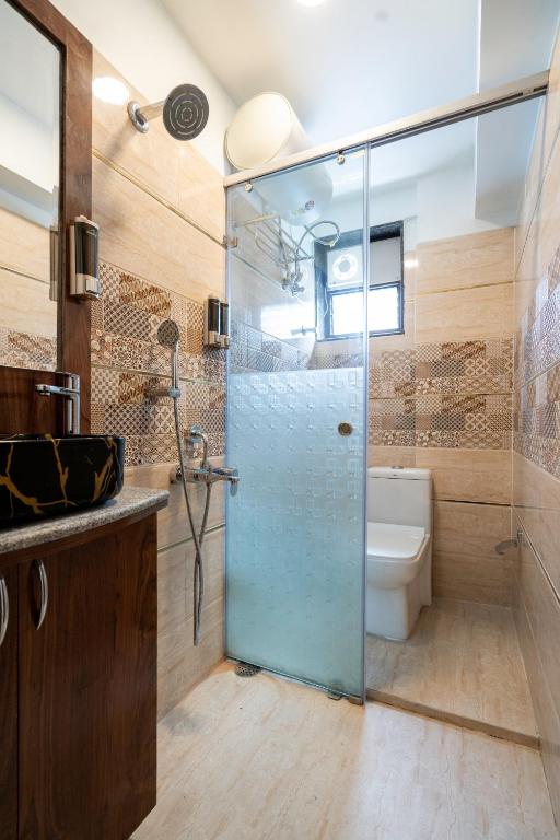 Royal 3 Bedroom Apartment in Gachibowli