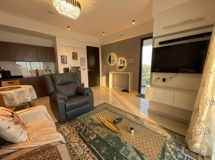 Grand 1 Bedroom Apartment