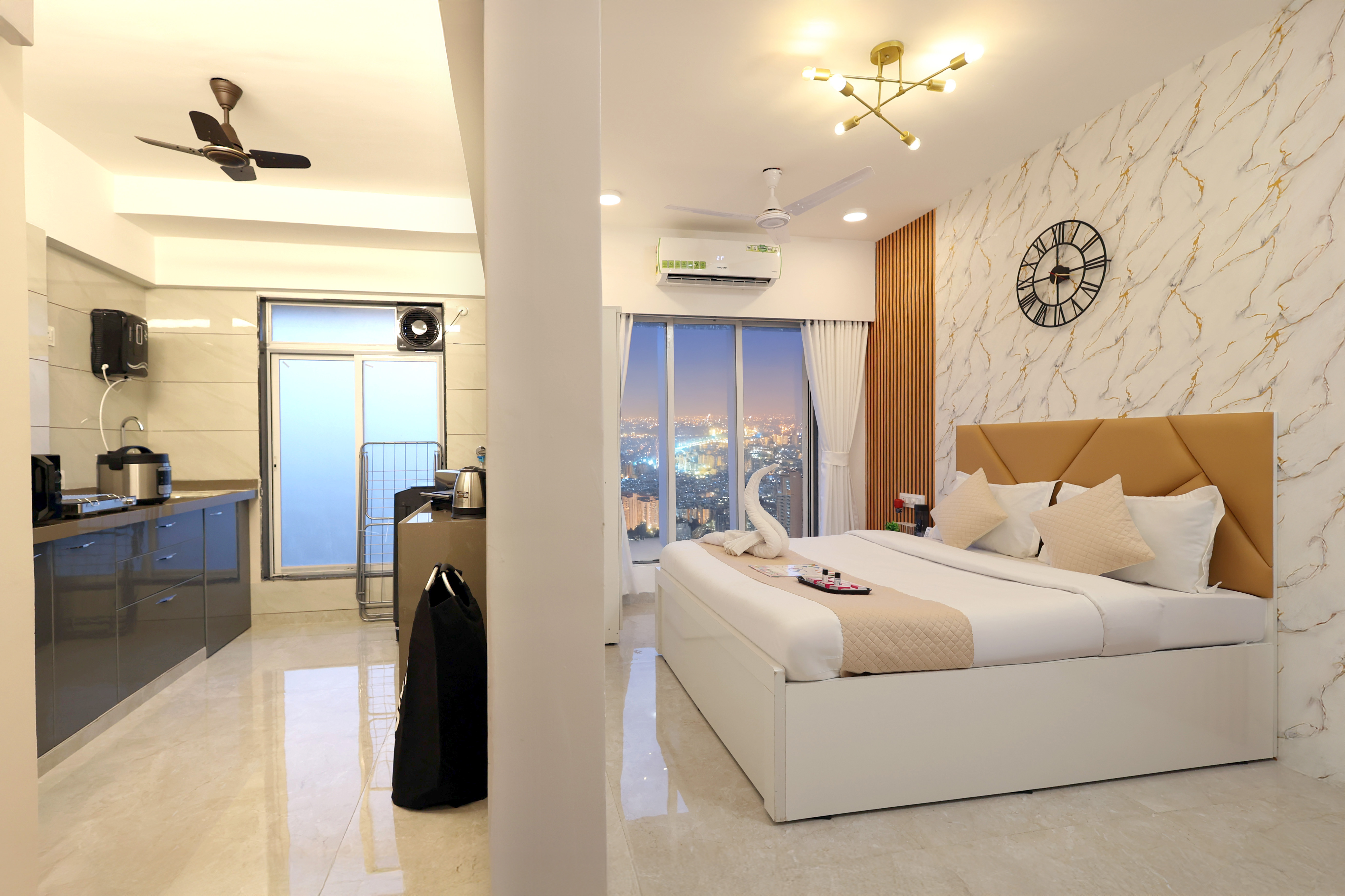 King Studio Apartment in Jogeshwari East