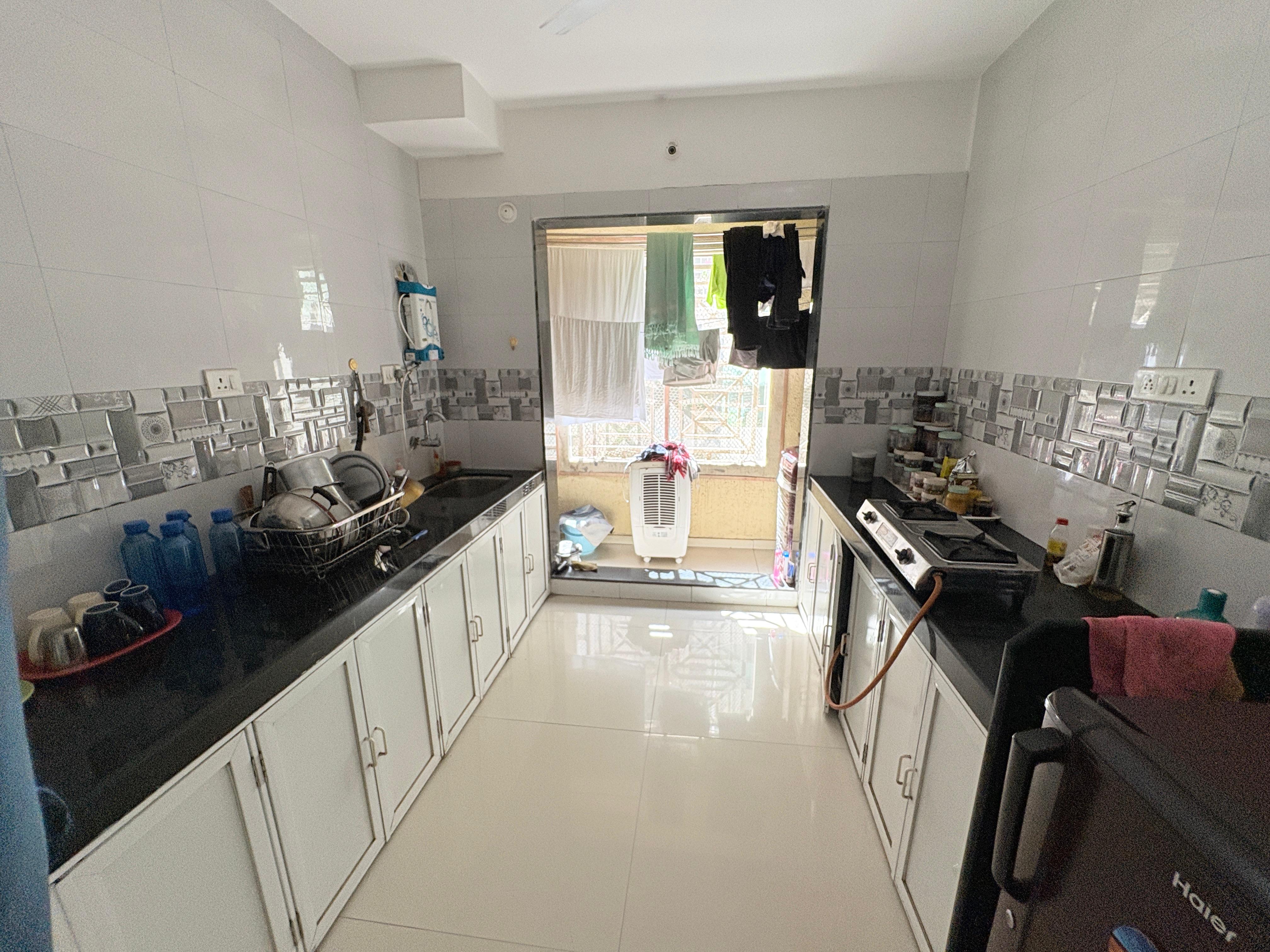 Spacious 3 Bedroom Apartment near Powai