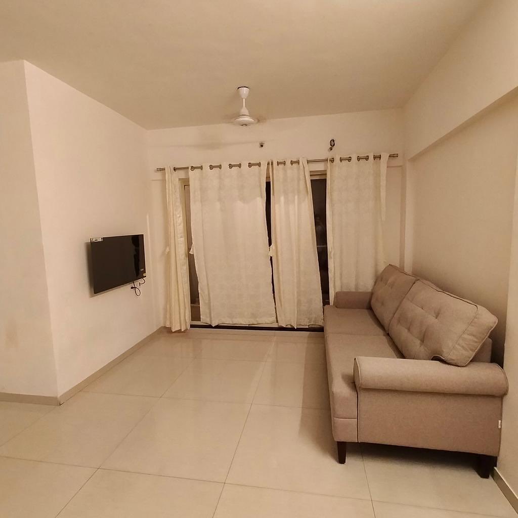 Refined 2 Bedroom Apartment in Naupada