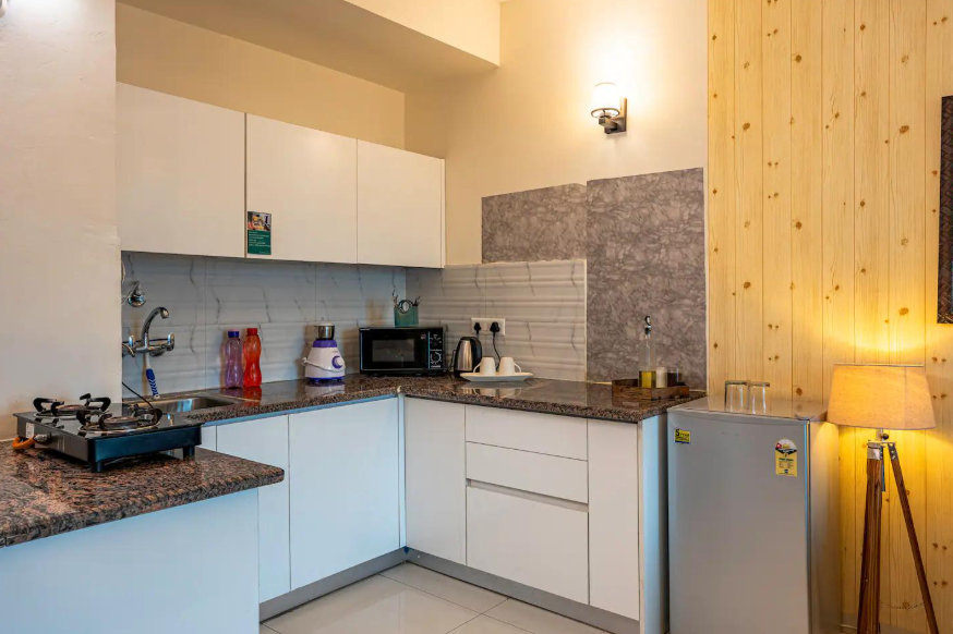 Elegant 1 Bedroom Apartment