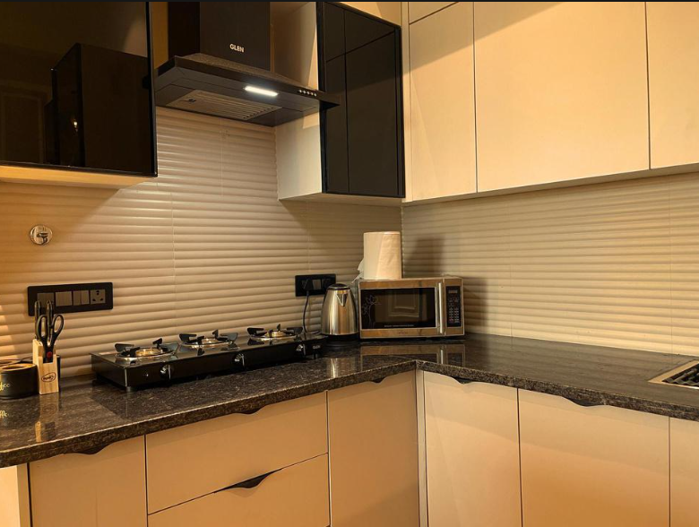 Royal 1 Bedroom Apartment