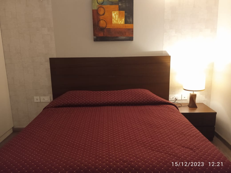 2 BR Serviced Apartment on Golf Course Extension Road