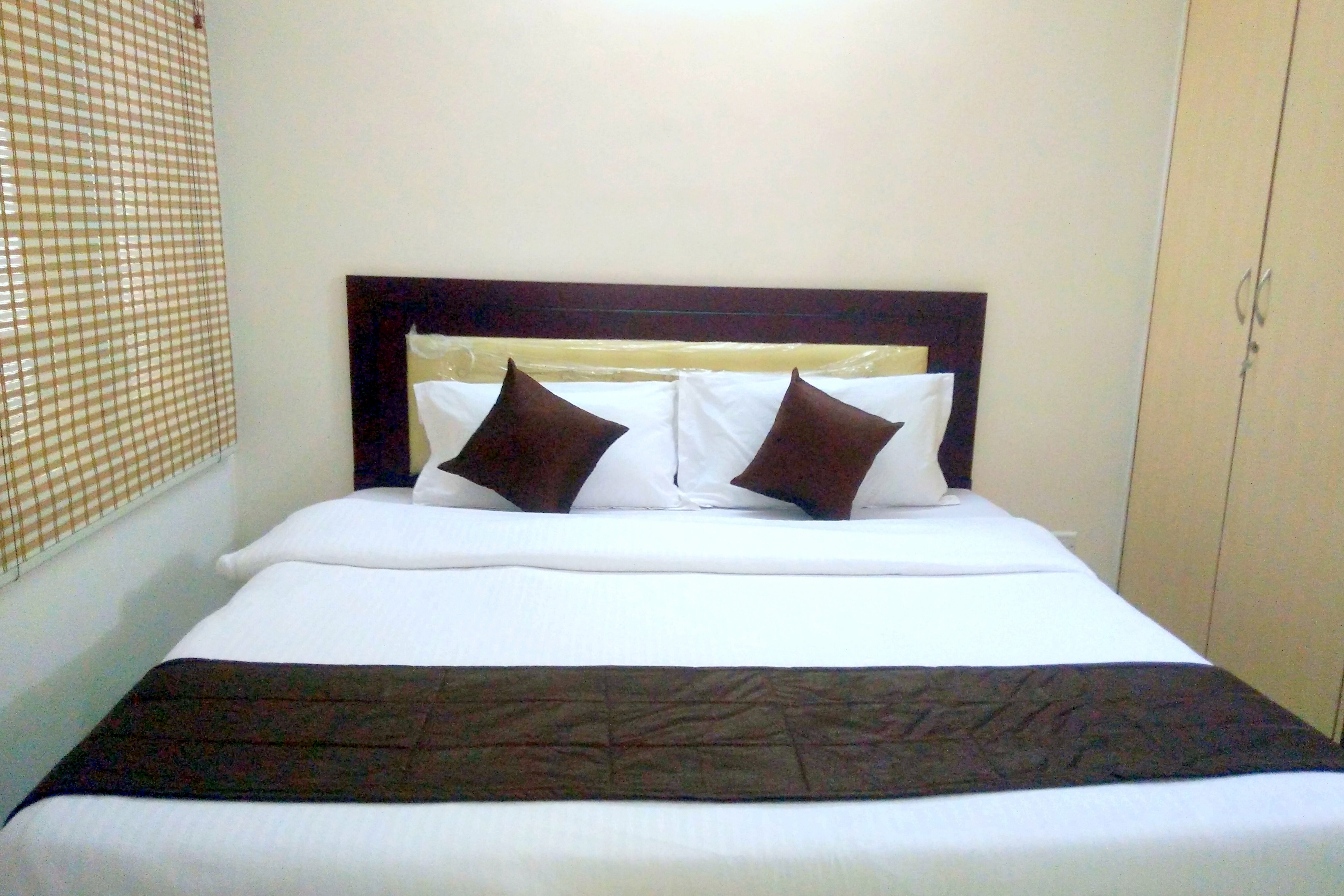 Preferred 2 Bedroom Apartment in Jeeva Park