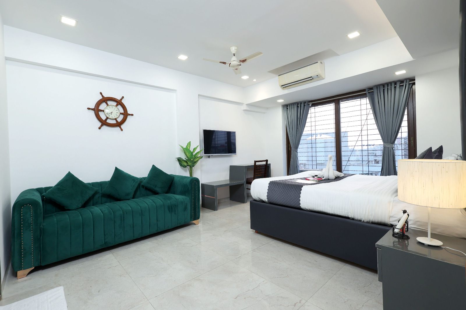 4 Bedroom Apartment in Govind Nagar