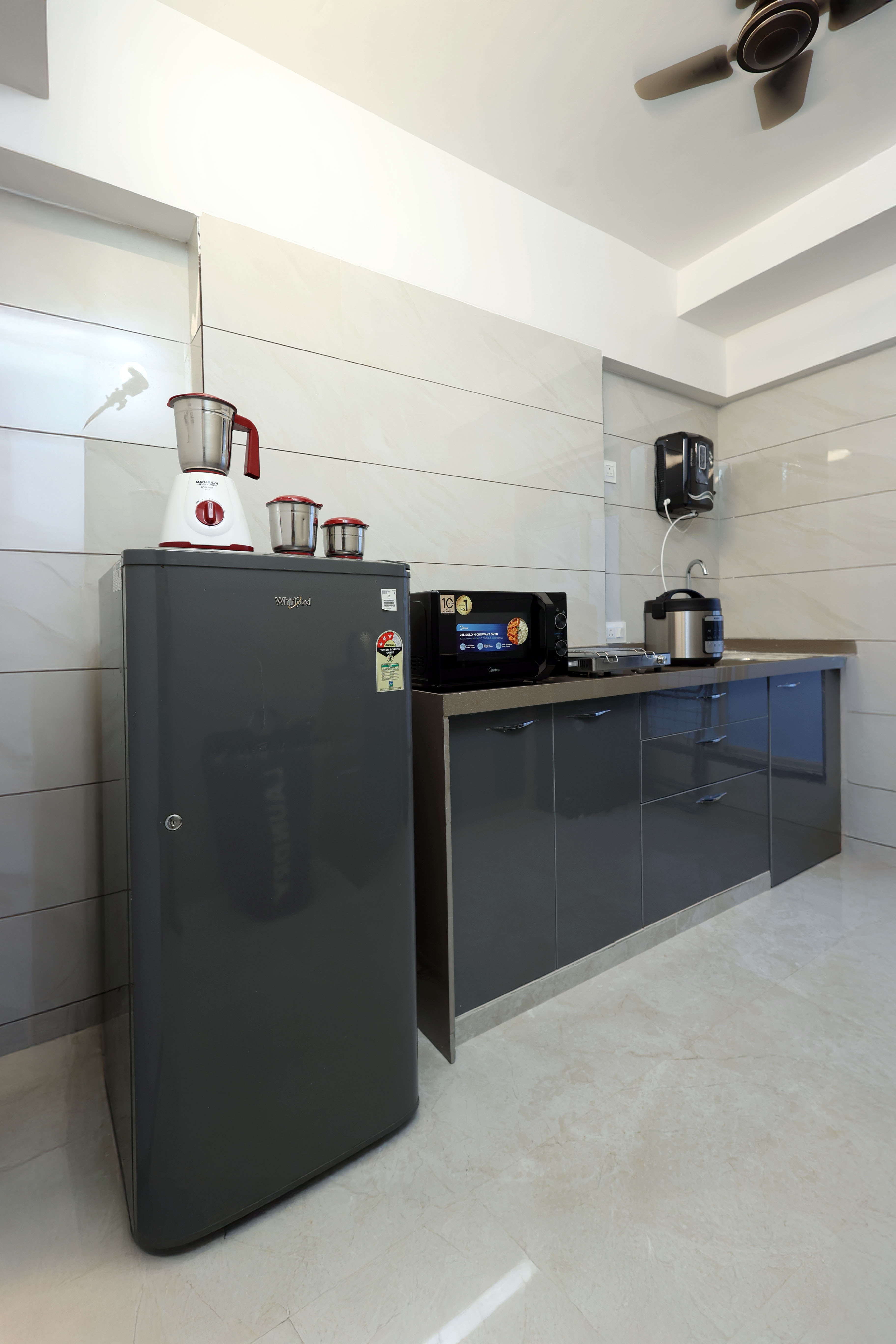 King Studio Apartment in Jogeshwari East