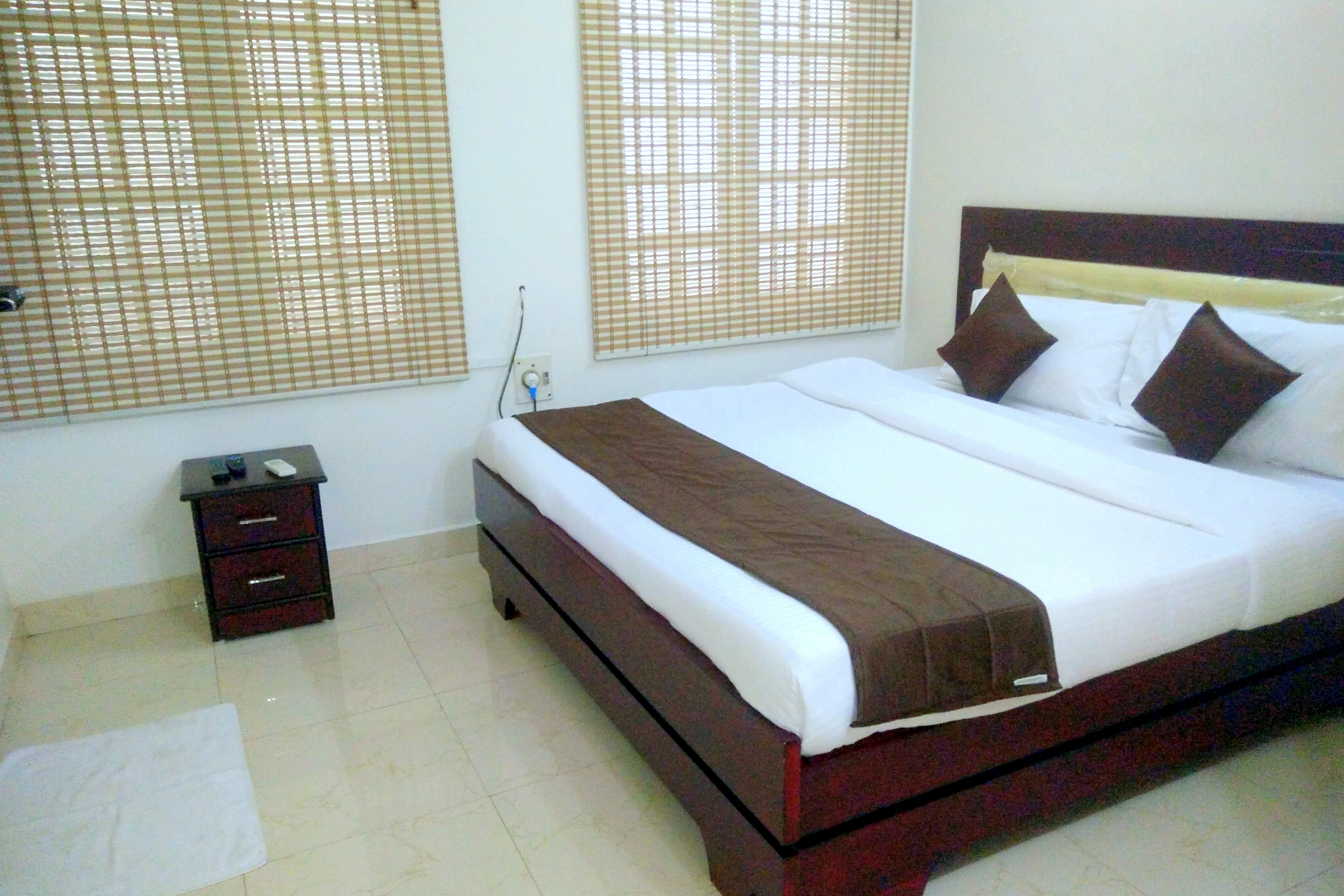 Preferred 2 Bedroom Apartment in Jeeva Park