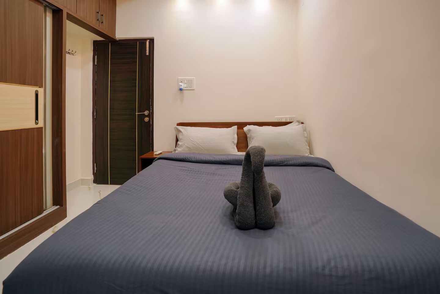 Cube Service Apartment @ Khajaguda