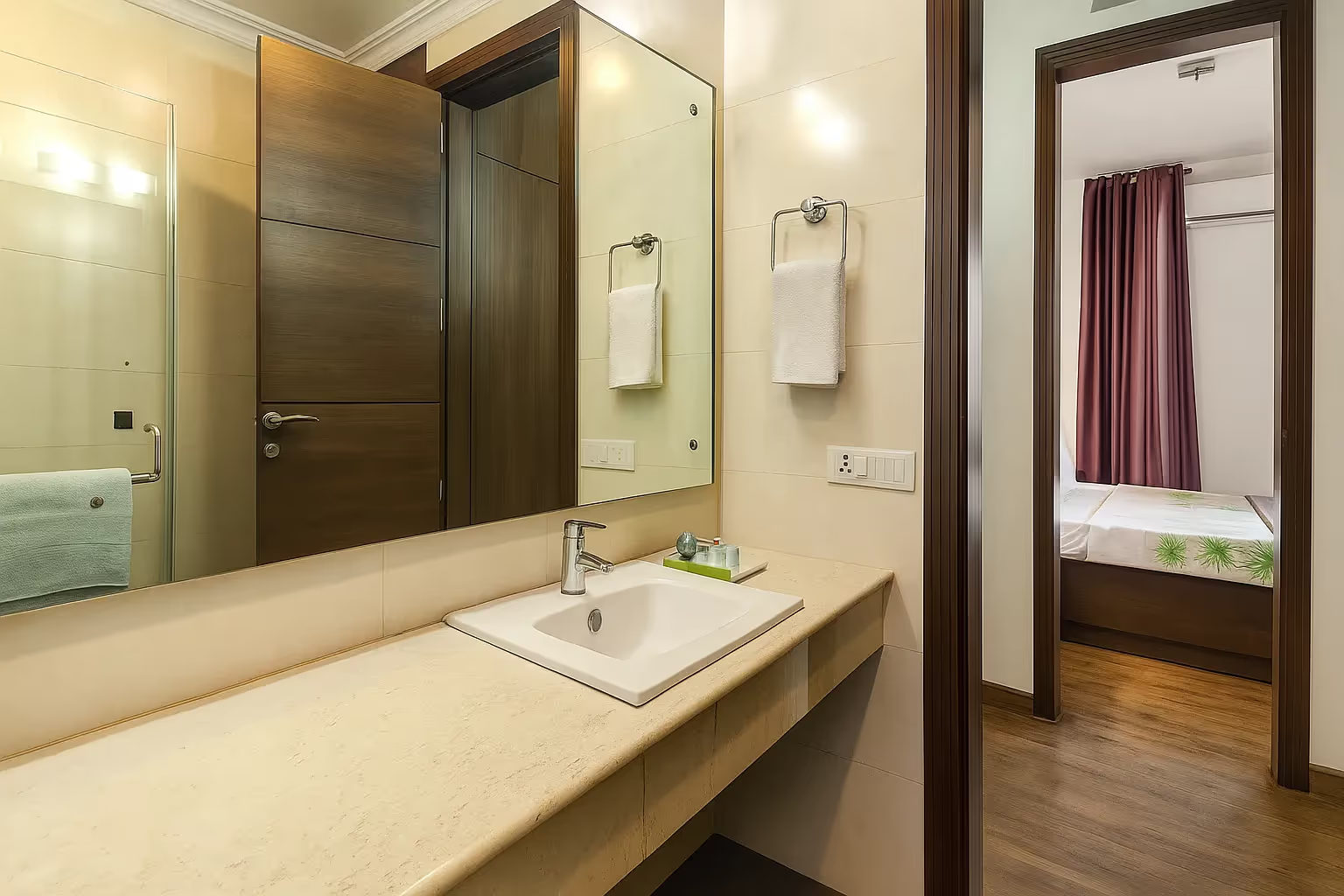 Luxury 2 Bedroom Apartment Near Huda Metro Station