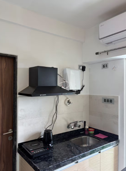 Cosy Studio near Wadgaon Sheri