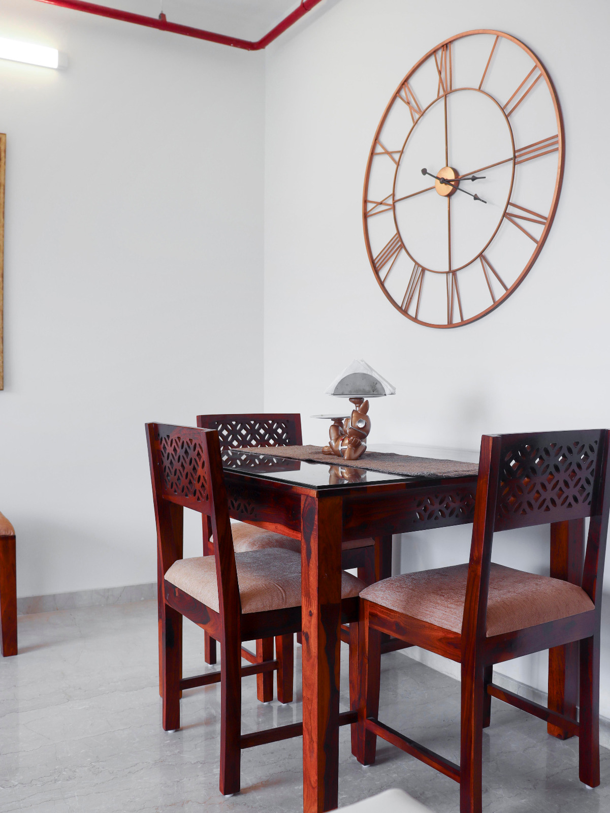 Royal 2 Bedroom Apartment in Malad East