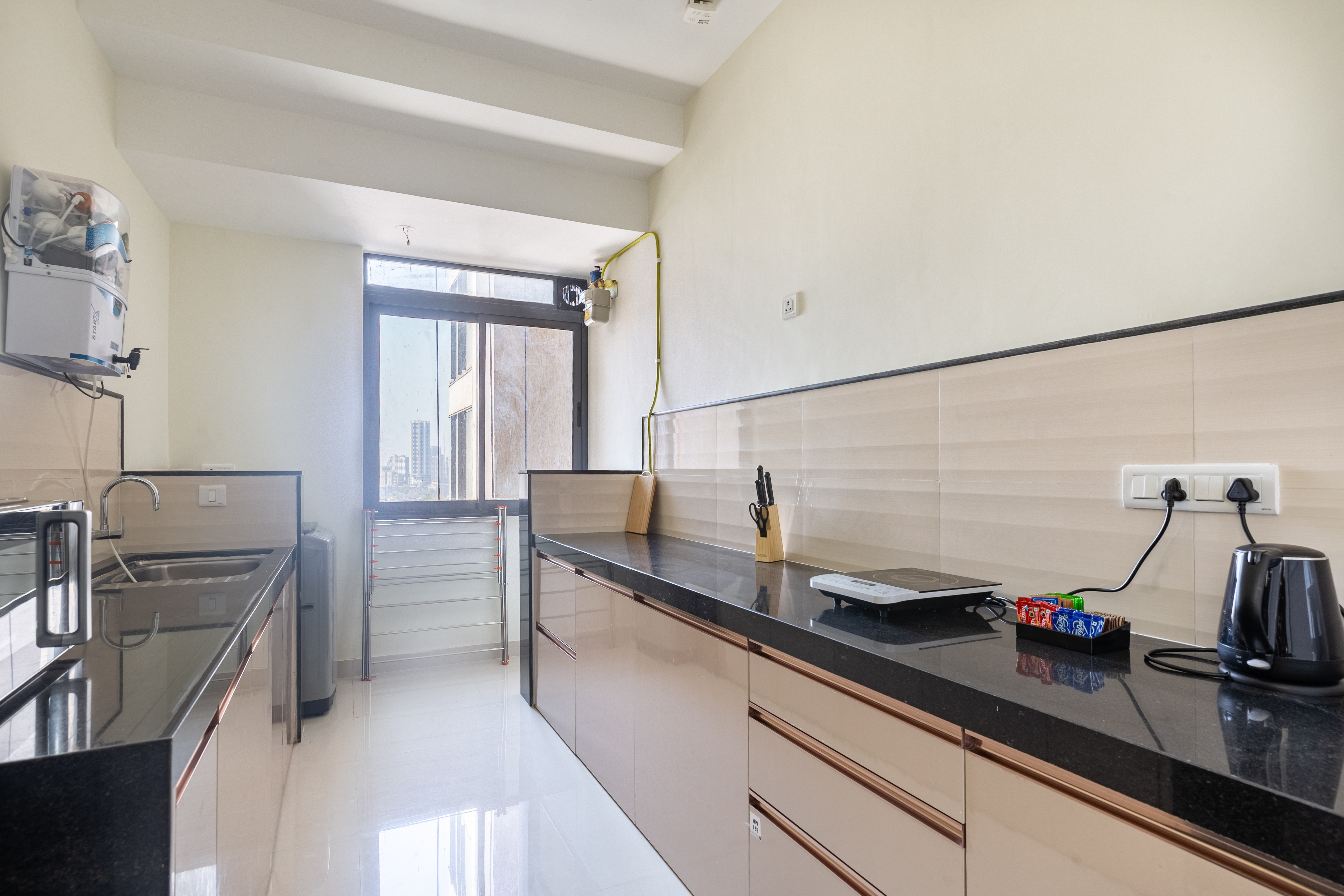 Elite 2 Bedroom Apartment near Film City