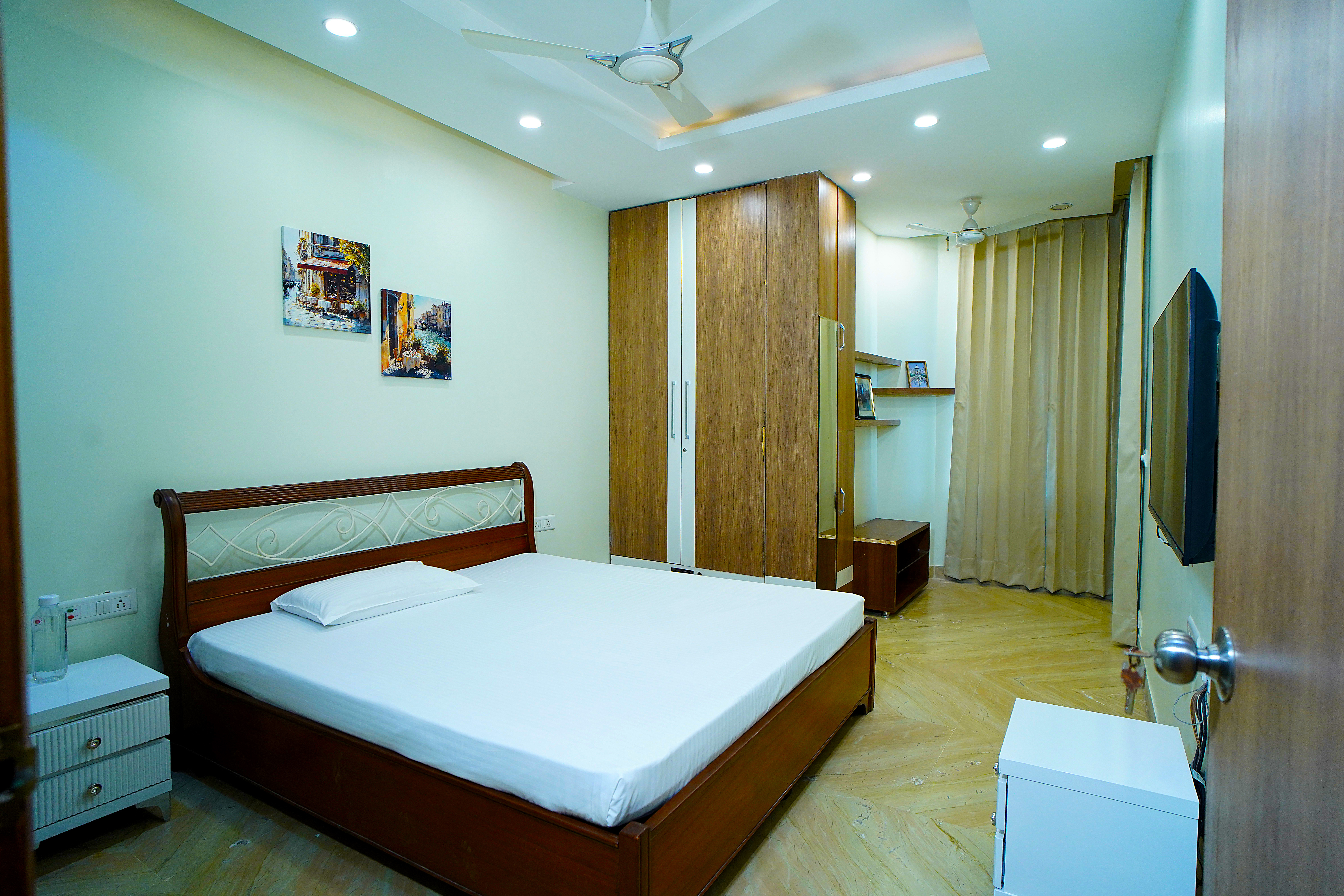 3 Bedroom Serviced Unit @ Hari Nagar