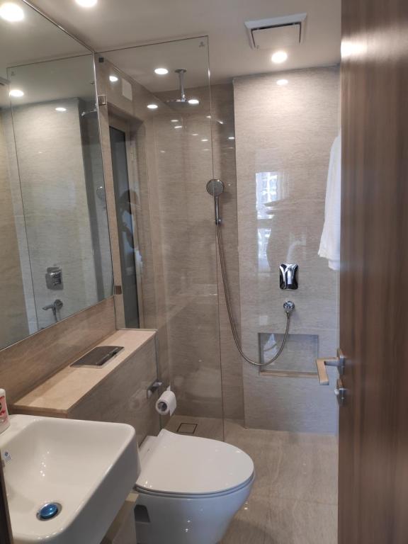 Premier 1 Bedroom Apartment in Powai