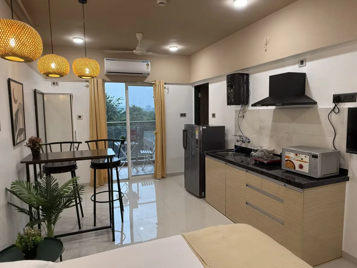 Calm Studio near Kalyani Nagar