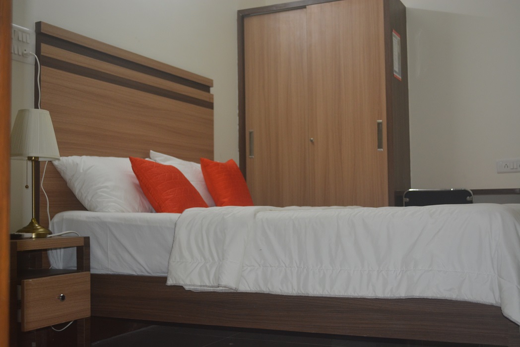 Classic 3 Bedrooms Apartment in Hitech City