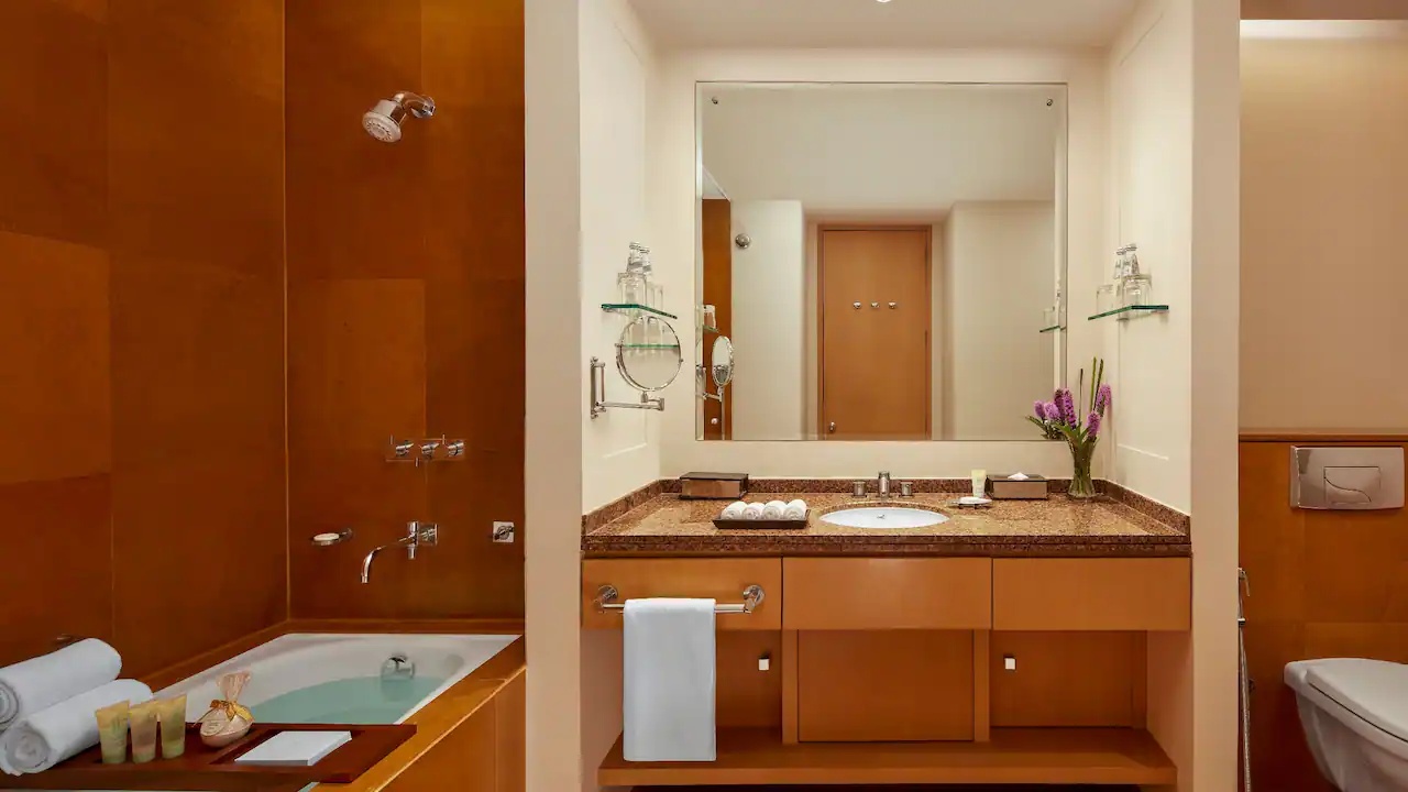 LuxeStay Serviced Apartments in BKC