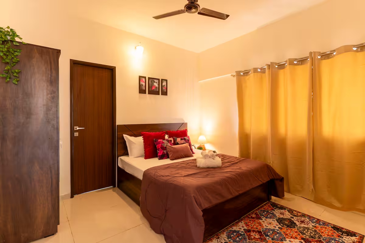 Luxury 2BHK in Malad East
