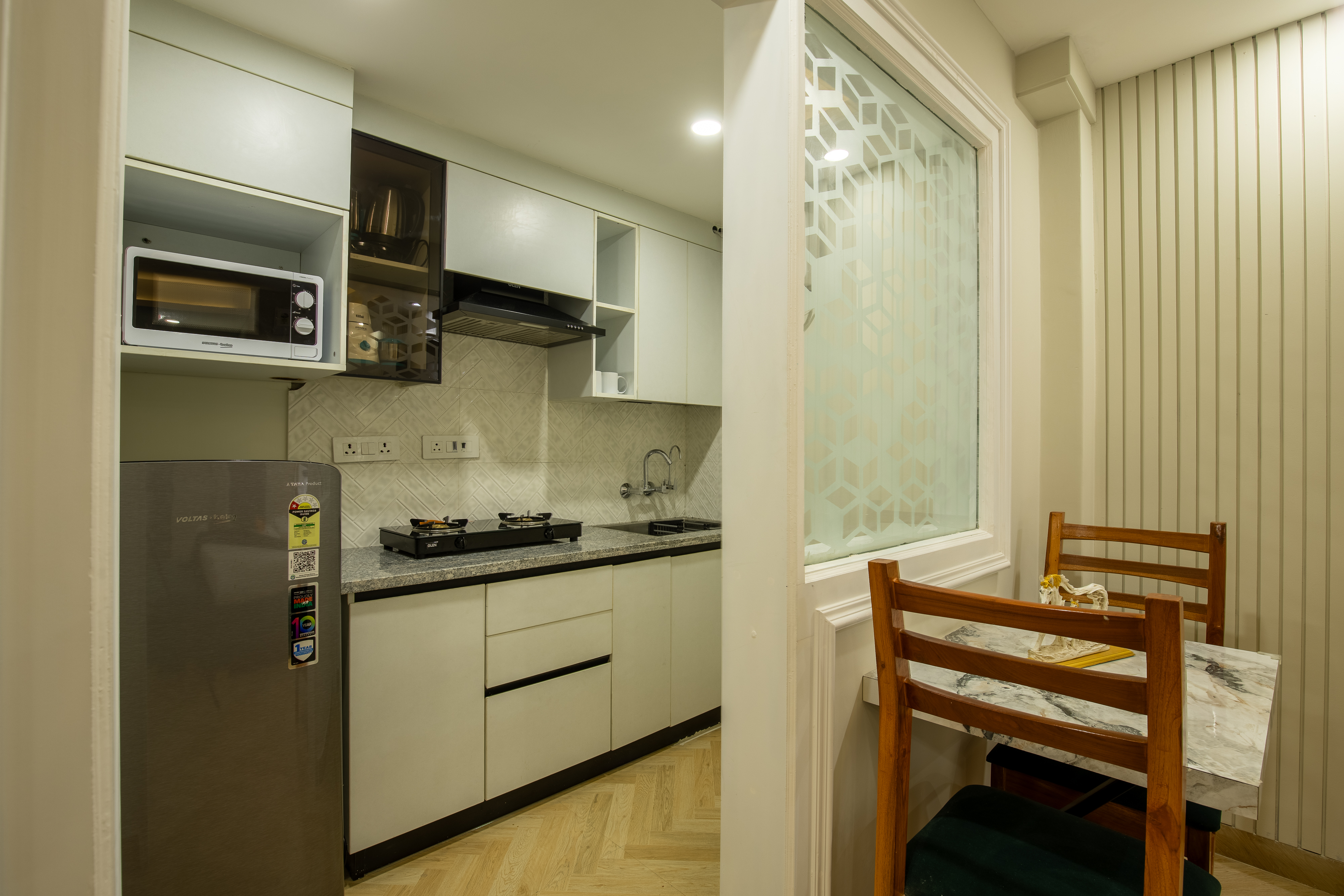 Classic 1 Bedroom Apartment in Sector Thirty Nine
