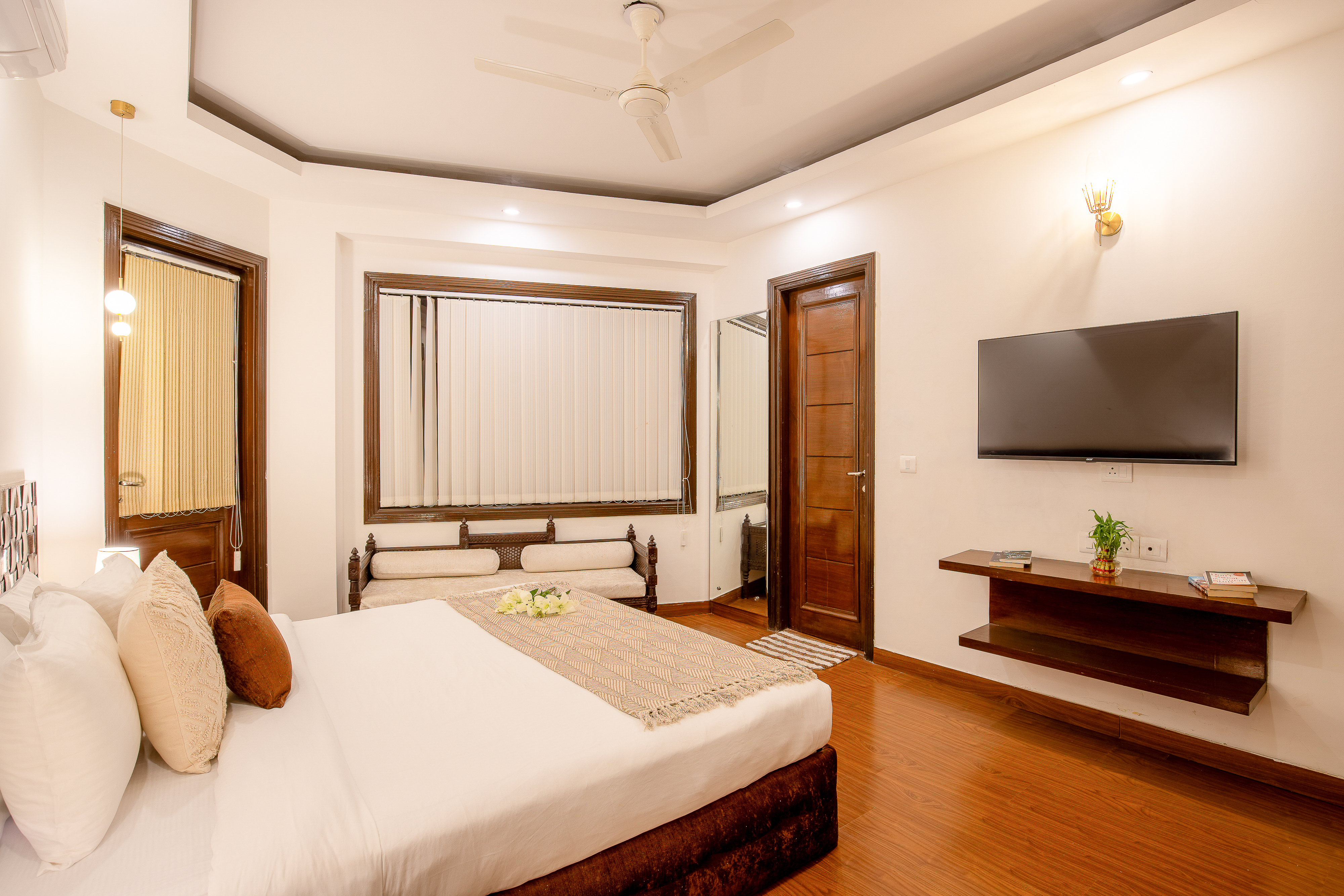 Superior 3 Bedroom Apartment on South Extension 2