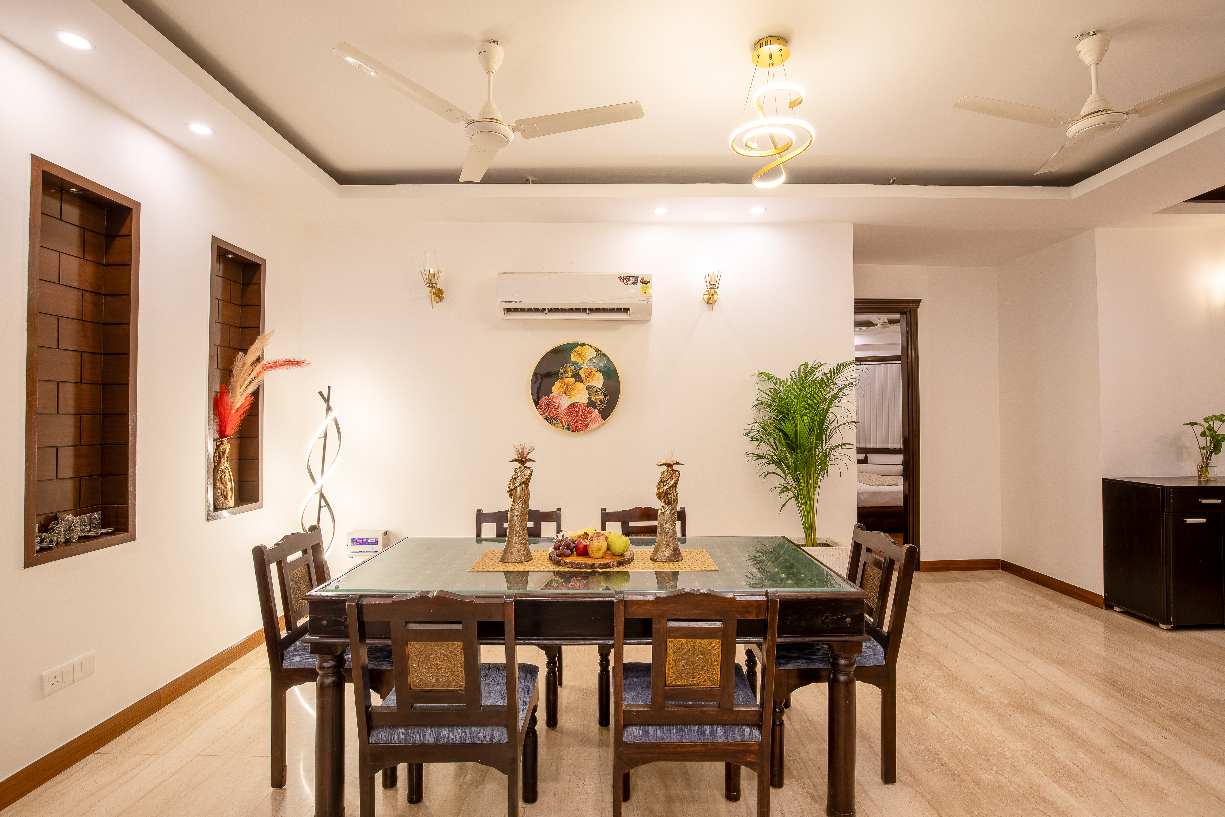 Superior 3 Bedroom Apartment on South Extension 2