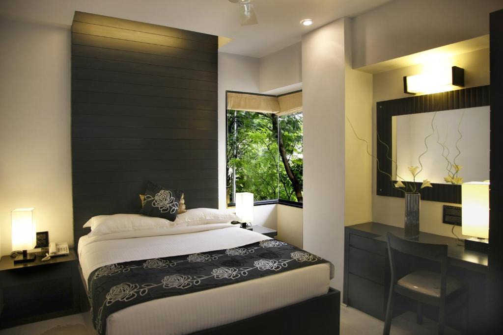 Fully Furnished 1 Bedroom Apartment in Kalyani Nagar