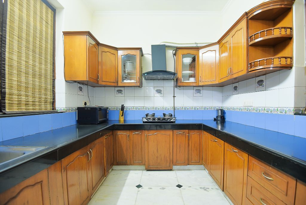 Comfortable Serviced Apartments in DLF PHASE FIVE