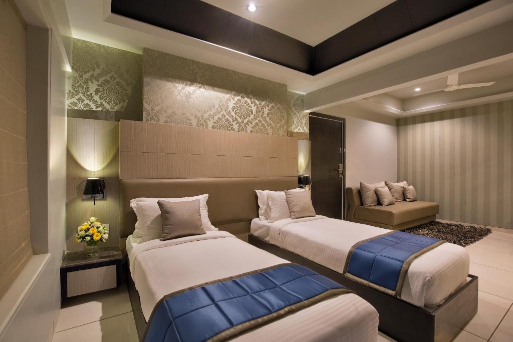 Modern Residences in Alkapuri